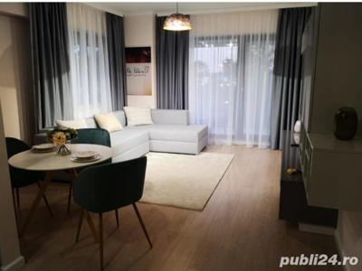 Închiriez pe termen lung apartament cu 2 camere in Mamaia, lângă hotel Iaki, mobilat și utilat lux