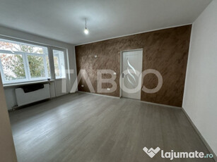 Apartament recent renovat 2 camere etaj 3 zona Vasile Alecsa