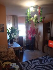 De vanzare apartament cu 2 camere str Micus