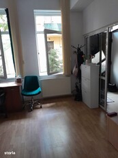 Apartament cu 3 camere in zona Lipovei