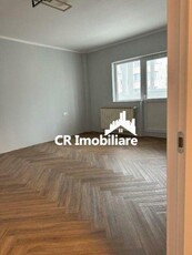 Apartament 2 camere Vitan centrala proprie