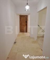 Apartament 3 camere, 80 mp, zona Sf Lazar