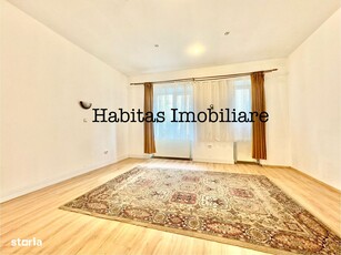 Vanzare apartament cu 2 camere, etaj 1, Micro 20, pret 78 000 euro.