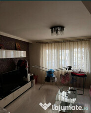 Apartament 3 camere, decomandat/ Drumul Taberei