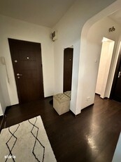 Apartament 3 camere decomandat, et. 1 - Zona Bucovina