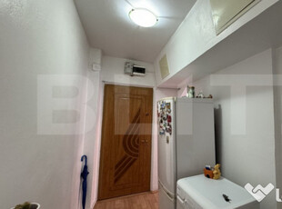 Apartament 3 camere, et. 1, Craiovița Nouă