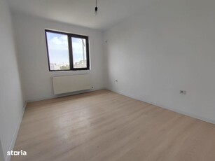 Apartament de vânzare | 3 camere + 2 balcoane + garaj | Autogara Beta