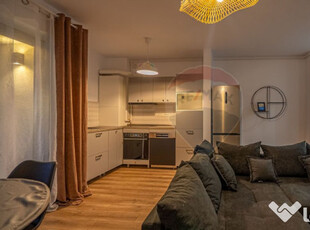 Apartament cu 2 camere de închiriat în zona Noua/Comisi...