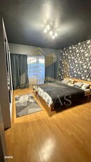 De vanzare Apartament 3 camere, zona Liceului Sportiv