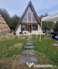 Casa de vacanta tip A- frame -Tohanita, zona superba se vind