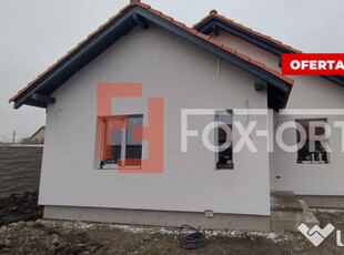 Casa individuala 3 camere, Sanmihaiu Roman - Dormitor cu bai