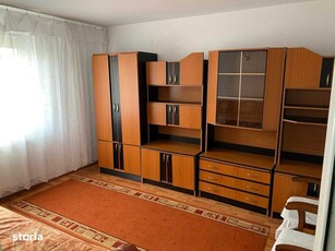 Apartament spatios cu 3 camere, 67 mp, garaj, zona Teilor!