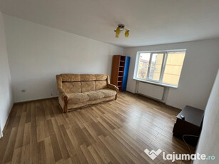 INCHIRIEZ apartament 2 camere semidecomandat,zona Terezian