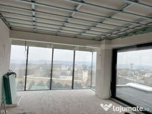 Oportunitate!!! Penthouse, 171 mp plus terasa 447 mp, zona Z