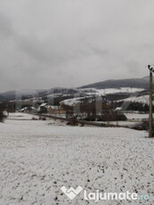 Teren extravilan 28 arii, Eremitu, la intrarea spre Câmpu C