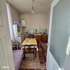 Vând apartament 105mp în vila