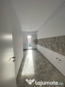 Apartament 2 Camere Decomandat!