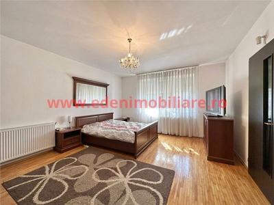 Apartament 3 camere de inchiriat in Cluj, zona Andrei Muresanu, 800 eur