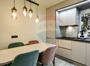 Apartament 2 camere de lux la cheie de vânzare în zona ...