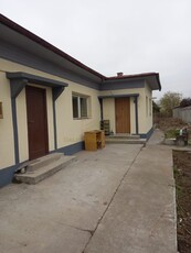 Spre Vanzare - Casa 1 Nivel - Teren 650 mp