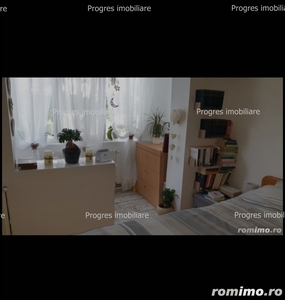 Apartament 3 camere - decomandat - Zona Lipovei - 90.000 euro negociabil