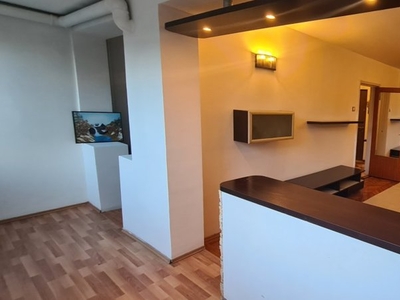 Apartament 3 camere, loc de parcare