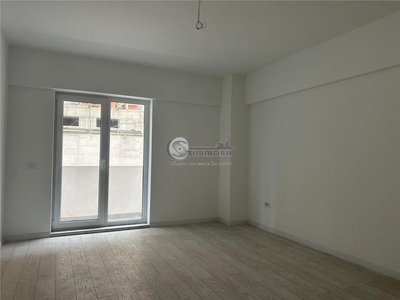 Apartament 3 camere,2 bai, 72mp,Pacurari