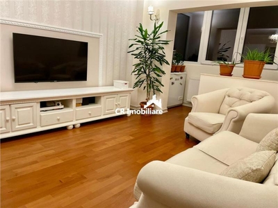 APARTAMENT 4 CAMERE