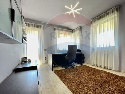 Apartament 4 camere vanzare in bloc de apartamente Cluj-Napoca, Buna Ziua