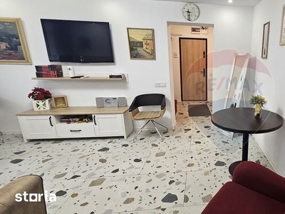 Apartament cu 2 camere de vânzare în zona Central