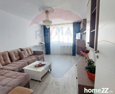 Apartament cu 2 camere de vânzare în zona Tic Tac