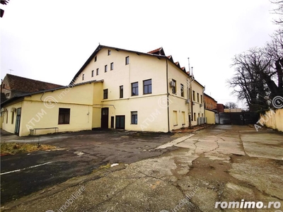 Cladire de birouri 1600 mp utili cu parcari in Centrul Istoric Sibiu