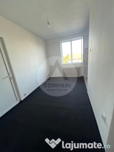 Vand apartament 2 camere Eroii Revolutiei