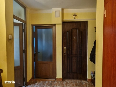 Apartament cu 3 camere de inchiriat in Prima Nufarul-Oradea
