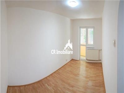 Vanzare apartament 3 camere Sos. Giurgiului