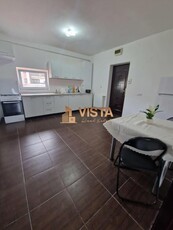 Apartament 2 camere, etaj 2/3, parcare inclusa, zona Tractorul