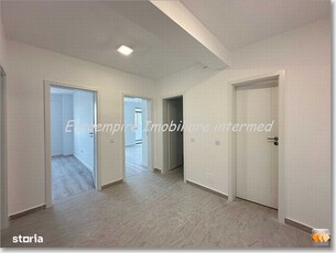 Apartament 3 camere decomandate zona Compozitori