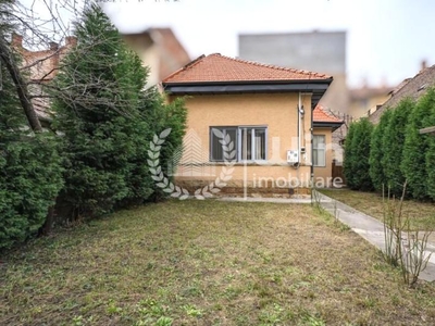 Casa cu posibilitate de mansardare | 90mp util | 210 mp teren | Centru