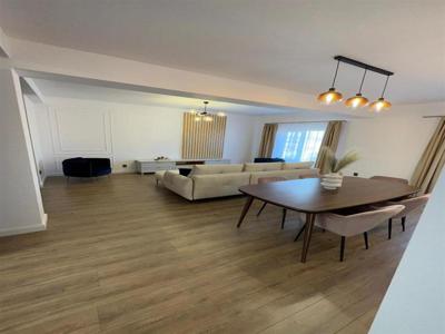 Apartament cu 3 camere, Andrei Muresanu, in vila noua, zona Pasapoarte -
