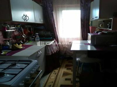 Apartament 3 camere, 49 mp, etaj 9/10 - zona Mircea cel Batran