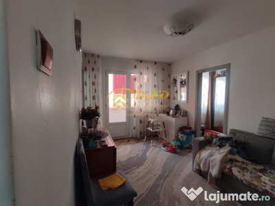 Apartament 3 camere etaj 2 Tatarasi