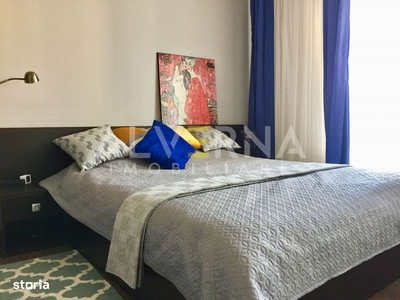 Ultracentral-Apartament 2 camere,centrala, mobilat,utilat,pret 300Euro