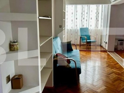 Apartament de 4 camere, 82 mp, 2 bai, 2 balcoane, zona Iulius Mall