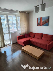 Apartament renovat, 3 camere, Vatra Luminoasa