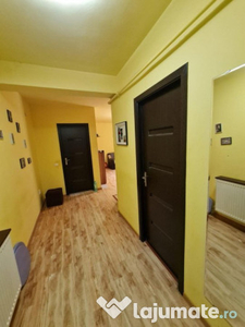 Apartament semidecomandat cu 2 camere, 39mp, preluare de ch