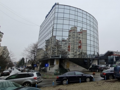 Inchiriez spatiu de birouri, zona Metrou Brancoveanu, 170mp, 1700euro