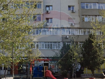 Spatiu comercial 99.89 mp vanzare in Bloc de apartamente, Bucuresti, Titan