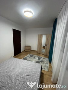 Vand apartament cu 2 camere