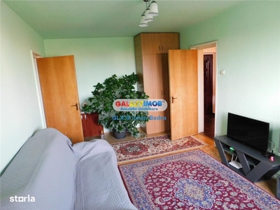 Apartament 3 camere decomandat,centru,Roman ,Neamt