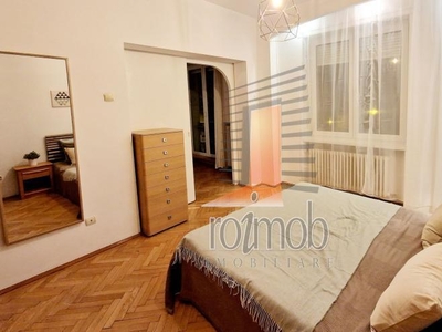 Apartament 2 camere, etajul 2/3, zona Polona de vanzare Polona, Bucuresti